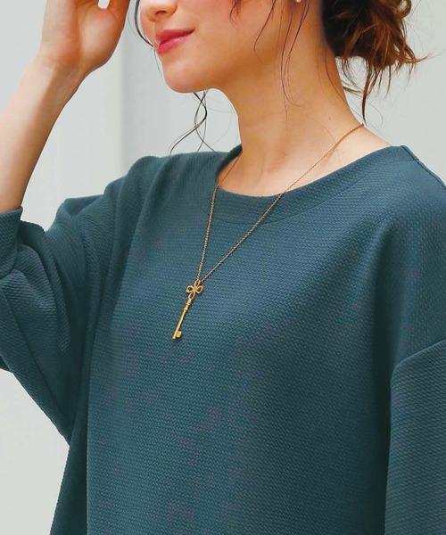 BELLUNA PLUS(ベルーナ)の「ジャカード素材袖ギャザープルオーバー(Tシャツ/カットソー・レディース・ネイビー/ブルーグレー/ライトカーキ/テラコッタ・MEDIUM/LARGE/X-LARGE)」の11枚目の写真