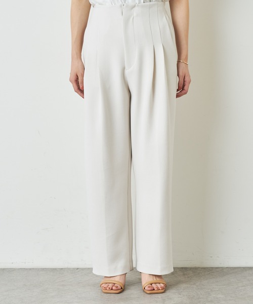 Omekashi（オメカシ）の「ダブルタックパンツ（その他パンツ・レディース・オフホワイト/ベージュ/ブラック・36/38）」の17枚目の写真