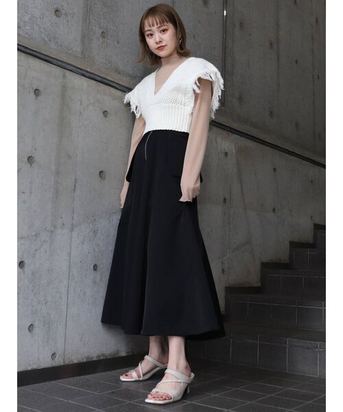 MURUA（ムルーア）の「フリンジベストレイヤードトップス（ニット/セーター・レディース・ライトグレー/ブラック/アイボリー・FREE）」の16枚目の写真