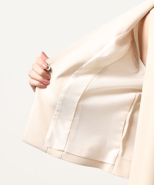 KATHARINE ROSS（キャサリンロス）の「【KATHARINE ROSS】●結婚式 パールピン付ジャケット（ドレス・レディース・ベージュ・MEDIUM）」の4枚目の写真