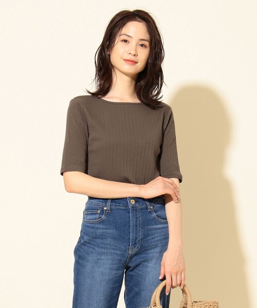 ANY(エニィ)の「テレコトップス カットソー(Tシャツ/カットソー・レディース・ダークブラウン系/ベージュ系/アイボリー系/ライトグリーン系・2/3)」の2枚目の写真