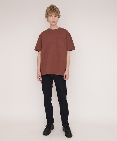 Levi's（リーバイス）の「MADE IN THE USA BOXY TEE MADDER BROWN（Tシャツ/カットソー・メンズ・レッド・S/M/L/XL）」の4枚目の写真