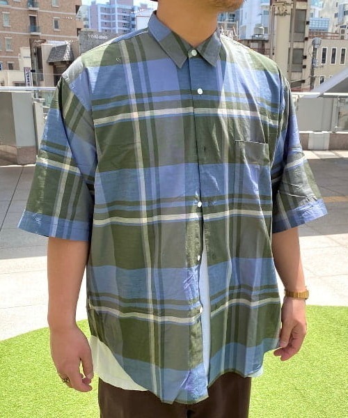BEAMS（ビームス）の「BEAMS / コットン シルク チェック イージー シャツ（シャツ/ブラウス・メンズ・パープル/グリーン・SMALL/MEDIUM/LARGE）」の2枚目の写真