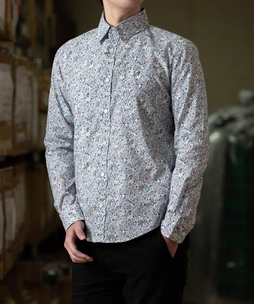 Peter England(ピーターイングランド)の「英国老舗ブランド 花柄シャツ 日本縫製 Peter England(シャツ/ブラウス・メンズ・ホワイト/ネイビー/ブルー/グリーン/ネイビー系/グレー/オフホワイト/ネイビー系1/ネイビー系2/ホワイト系その他/ベージュ/ネイビー系3/イエロー/ホワイト系その他2/グレー系その他/ブルー系その他2/エメラルド/イエロー系その他/グリーン系その他/ブルー系その他/ブルー系その他3/ブラック/ホワイト系その他5/ネイビー系4/ホワイト系/ホワイト系その他4/イエロー系その他2/クリーム/ブラック系その他/ホワイト系その他6/ホワイト系その他7/ホワイト系その他3/ダークネイビー・SMALL/LARGE/X-LARGE/MEDIUM)」の4枚目の写真