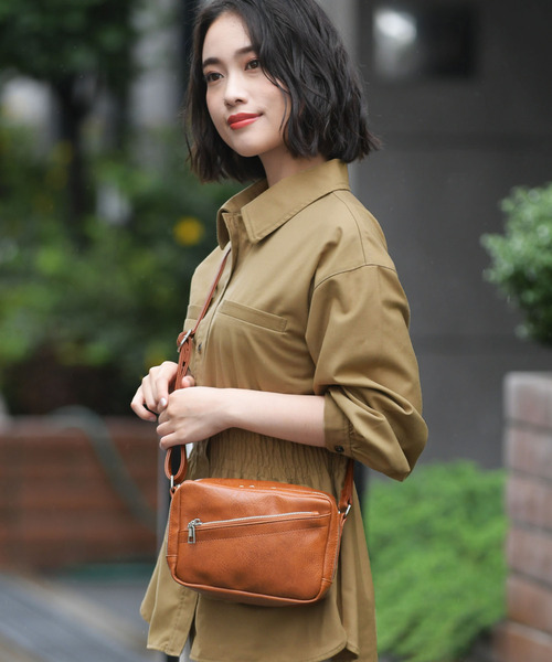 Le lien（ルリアン）の「【Le lien】ルリアン　スクエアボックス　ミニショルダー（ショルダーバッグ・レディース・ブラック/グレー/キャメル・FREE）」の19枚目の写真