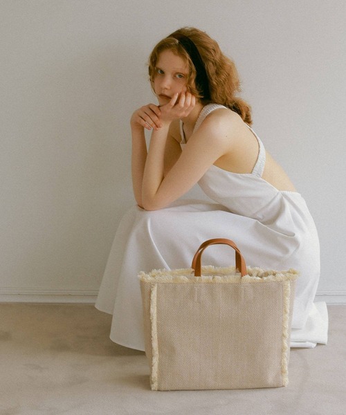 EFOLE（エフォル）の「フリンジ ビッグ トートバッグ（トートバッグ・レディース・ブラック/ダークブラウン/キャメル・FREE）」の3枚目の写真