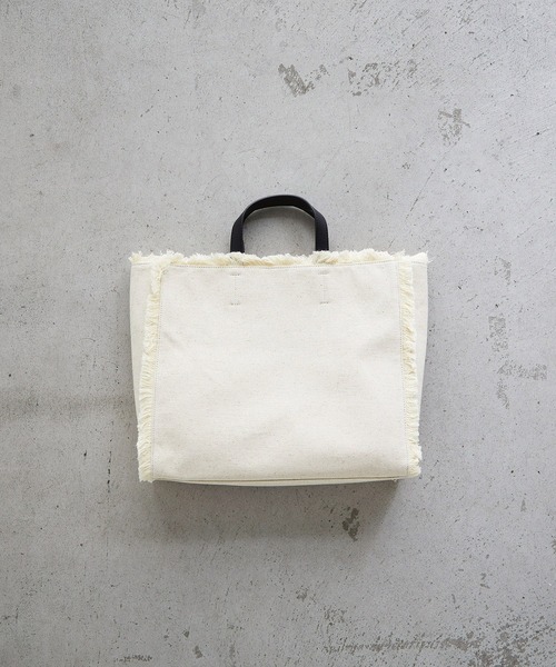 EFOLE（エフォル）の「フリンジ ビッグ トートバッグ（トートバッグ・レディース・ブラック/ダークブラウン/キャメル・FREE）」の9枚目の写真