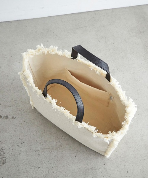 EFOLE（エフォル）の「フリンジ ビッグ トートバッグ（トートバッグ・レディース・ブラック/ダークブラウン/キャメル・FREE）」の21枚目の写真