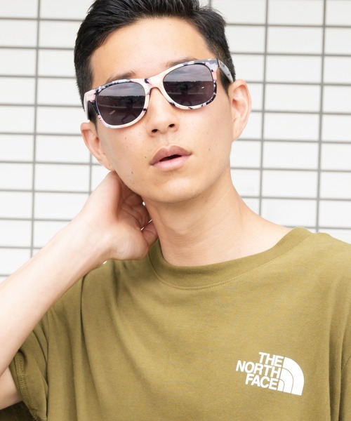 VANS(バンズ)の「VANS SHADES サングラス(サングラス・メンズ・その他1/その他2/ブラック×ホワイト/ブルー系その他/イエロー系その他/ブラック系その他・FREE)」の6枚目の写真