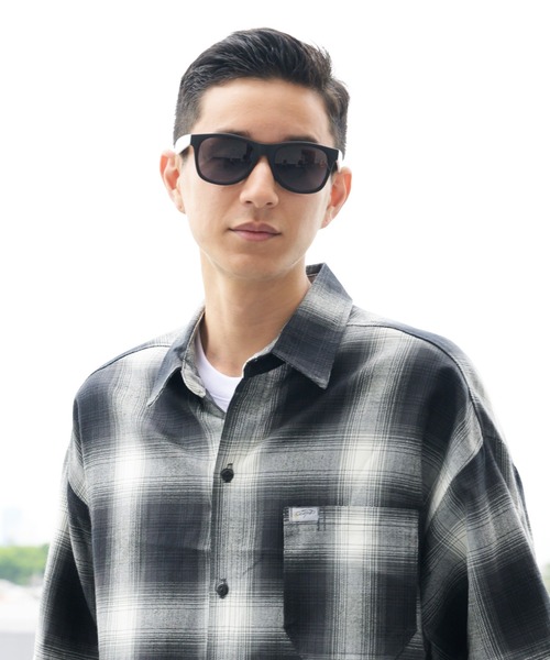 VANS(バンズ)の「VANS SHADES サングラス(サングラス・メンズ・その他1/その他2/ブラック×ホワイト/ブルー系その他/イエロー系その他/ブラック系その他・FREE)」の10枚目の写真