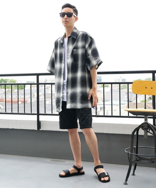 VANS(バンズ)の「VANS SHADES サングラス(サングラス・メンズ・その他1/その他2/ブラック×ホワイト/ブルー系その他/イエロー系その他/ブラック系その他・FREE)」の19枚目の写真