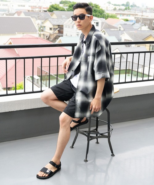 VANS(バンズ)の「VANS SHADES サングラス(サングラス・メンズ・その他1/その他2/ブラック×ホワイト/ブルー系その他/イエロー系その他/ブラック系その他・FREE)」の20枚目の写真