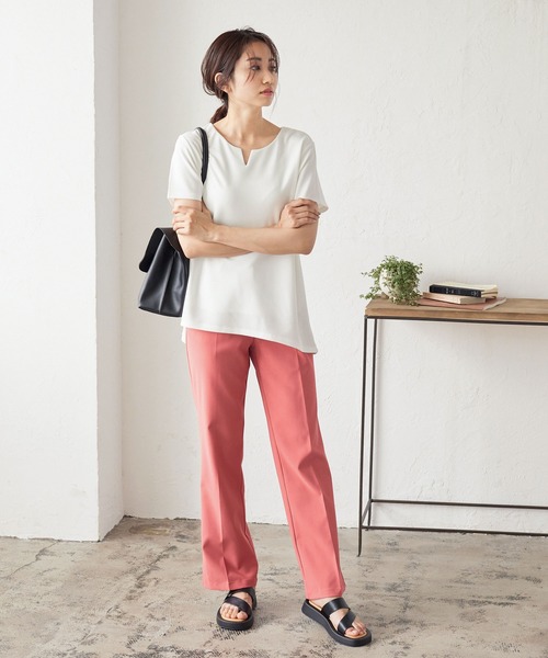 KOBE LETTUCE（コウベレタス）の「センタープレスフレアスラックスパンツ（スラックス・レディース・ブラック/ライム/グリーン系その他/グレイッシュベージュ/コーラル・S/M）」の9枚目の写真