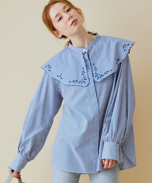 美品　ロペマドモアゼル　ブラウス　ネイビー ROPE mademoiselle（シャツ/ブラウス(長袖/七分)）のフリマ