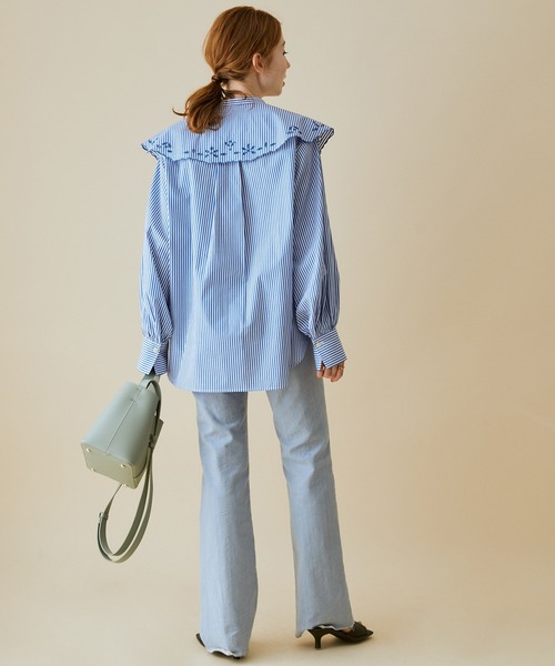 MADEMOISELLE ROPE'（マドモアゼル ロペ）の「＜取り外し可＞【2WAY/無地/ストライプ】クレリック付け衿ブラウス（シャツ/ブラウス・レディース・ホワイト/ブルー系その他4・38）」の4枚目の写真