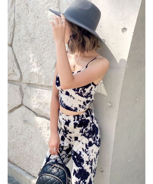 GYDA（ジェイダ）の「プリーツベロアビスチェ（キャミソール・レディース・ライトグレー/ブラウン/その他1・FREE）」の16枚目の写真