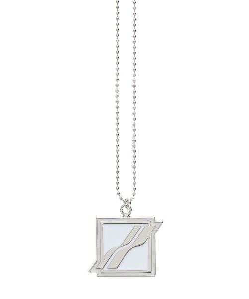 【関税込み】We11done シルバー Lettering ネックレス WE11DONE（ウェルダン）の「WE11DONE BLACK SQUARE SILVER LOGO
