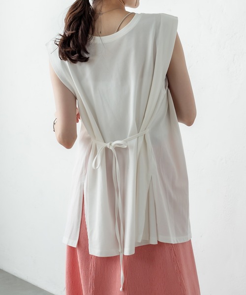 mystic（ミスティック）の「タックフレアノースリTシャツ（Tシャツ/カットソー・レディース・オフホワイト/チャコールグレー/グリーン/ブルー・FREE）」の2枚目の写真