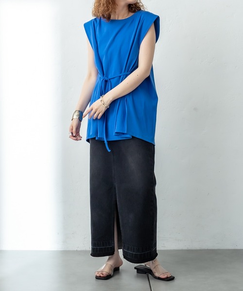 mystic（ミスティック）の「タックフレアノースリTシャツ（Tシャツ/カットソー・レディース・オフホワイト/チャコールグレー/グリーン/ブルー・FREE）」の4枚目の写真