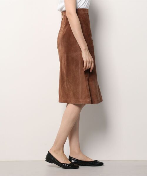 THE SHINZONE（ザ　シンゾーン）の「THE SHINZONE / シンゾーン　SUEDE SKIRT スエードスカート（スカート・レディース・ブラウン・36/34）」の2枚目の写真