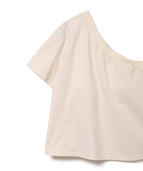 SEAGREEN(シーグリーン)の「JURI×Seagreen(シーグリーン) カップinワンショルダーTOPS(Tシャツ/カットソー・レディース・ホワイト/サックスブルー・1/2)」の5枚目の写真