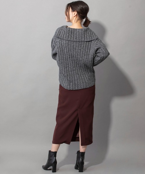 Munich（ミューニック）の「エキストラファインメリノウールリブニット　スキッパーカラープルオーバー（ニット/セーター・レディース・ブラック/サックスブルー/オフホワイト/ブラック×ホワイト・FREE）」の17枚目の写真