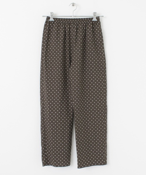 URBAN RESEARCH（アーバンリサーチ）の「小紋柄ギャザーイージーパンツ（その他パンツ・レディース・ネイビー/ブラウン・FREE）」の12枚目の写真