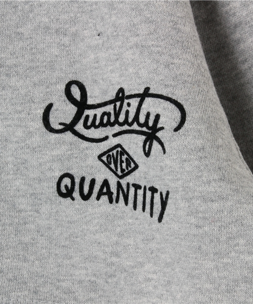 AZUL by moussy(アズールバイマウジー)の「バックWアロー裏起毛ZIPパーカー(パーカー・キッズ・インディゴブルー/トップグレー・100/120/110/150/140/130)」の8枚目の写真