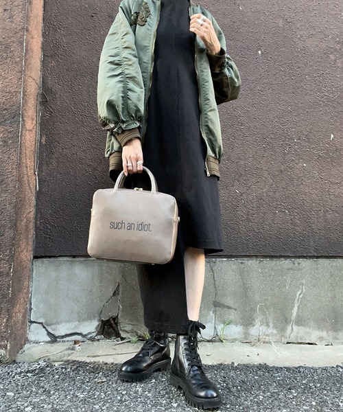 intoxic.（イントキシック）の「【intoxic.】イディオット（ボストンバッグ・レディース・ブラック/グレー系その他・FREE）」の8枚目の写真