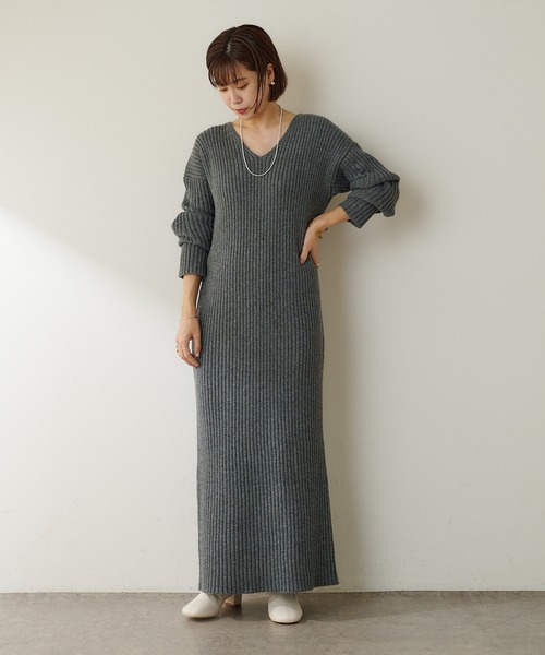 SHENERY（シーナリー）の「バックシャンリブニットワンピース（ワンピース・レディース・オフホワイト/ブラック/グレー・FREE）」の12枚目の写真