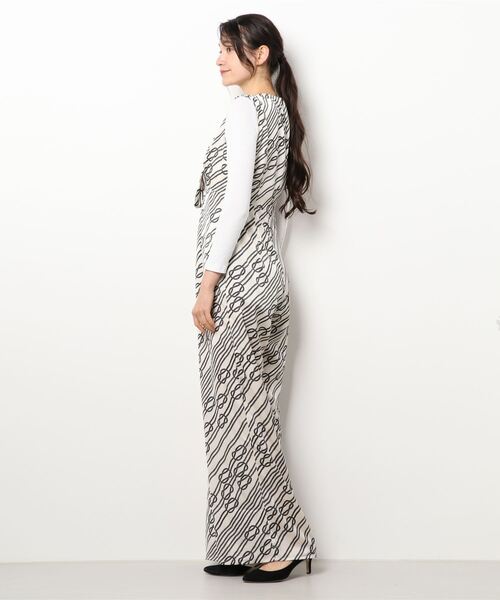 SISLEY(シスレー)の「サテン総柄オールインワン(サロペット/オーバーオール・レディース・ネイビー・42)」の3枚目の写真