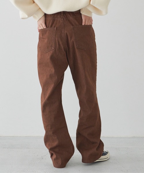 flaner（フラネ）の「ルーズデニムパンツ【ユニセックス対応】（デニムパンツ・レディース・ブラック/ブラウン/オフホワイト・SMALL/MEDIUM/LARGE）」の13枚目の写真