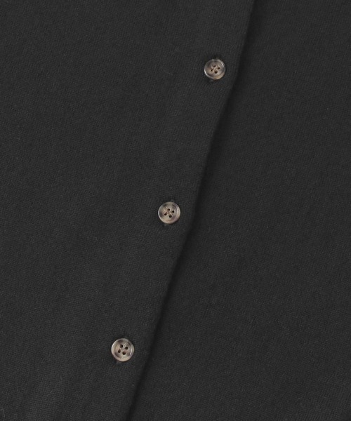 URBAN RESEARCH ROSSO WOMEN（アーバンリサーチ　ロッソ）の「ウォッシャブルウールクルーネックカーディガン（カーディガン/ボレロ・レディース・ブラック/レッド/ベージュ・FREE）」の19枚目の写真