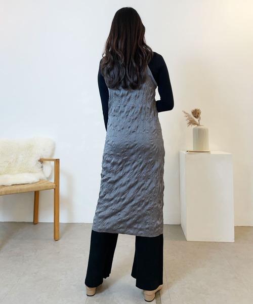 CEMONEMO（セモネモ）の「ワッシャー加工 キャミワンピース（ワンピース・レディース・ベージュ/グレー/ブラック・FREE）」の15枚目の写真