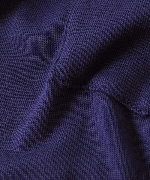 GLAZOS（グラソス）の「厚手天竺・ドロップショルダーワンポイント刺繍ポケット長袖Tシャツ（Tシャツ/カットソー・キッズ・ホワイト/ブラック/ダークグリーン/ネイビー・140cm/150cm/160cm/170cm/130cm）」の15枚目の写真