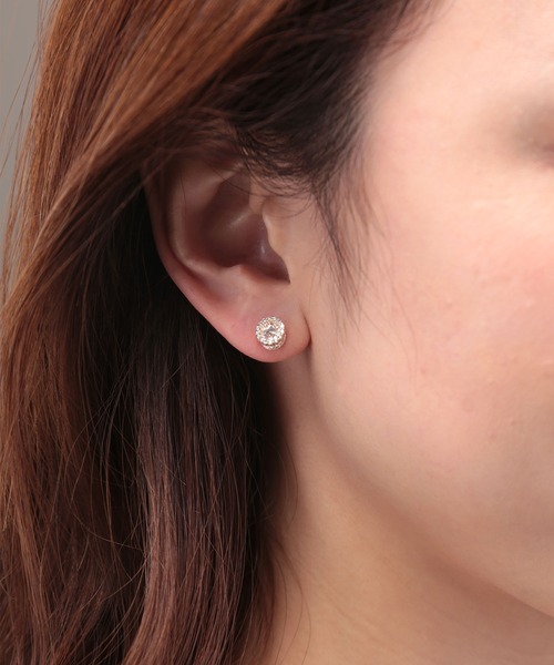 Manon's Selection(マノンズセレクション)の「ラウンドストーンキャッチピアス(ピアス(両耳用)・レディース・ゴールド/シルバー・ONE SIZE)」の1枚目の写真