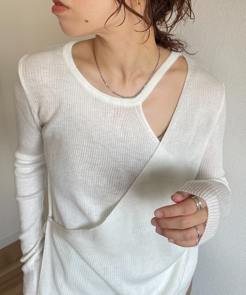 wee9s(ウィークス)の「wrap design knit tops / 程よい肌見せで着痩せ効果も叶うラップデザイン長袖ニットブラウス(ニット/セーター・レディース・ブラック/グリーン/アイボリー・FREE)」の15枚目の写真