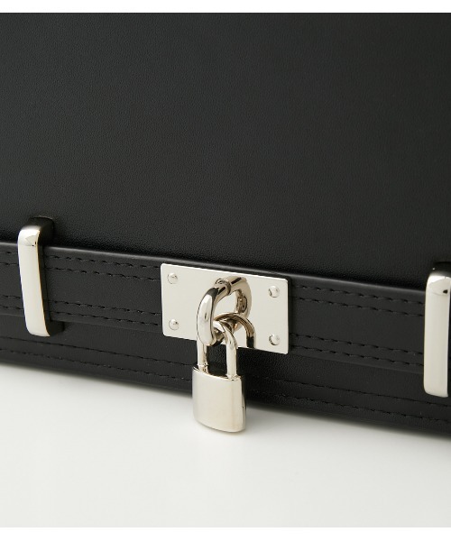 AZUL by moussy（アズールバイマウジー）の「KEY MOTIF WALLET BAG/キーモチーフウォレットバッグ（ショルダーバッグ・レディース・グレー系その他/ブラック/ライトブラウン・FREE）」の6枚目の写真