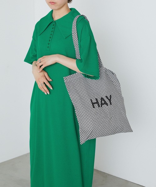 forksy.(フォルクシー)の「【forksy.】ワッフルビッグカラーポロワンピース(ワンピース・レディース・オフホワイト/グリーン/ブラック/ブルー/オレンジ/コバルトブルー/ブラウン・FREE)」の5枚目の写真