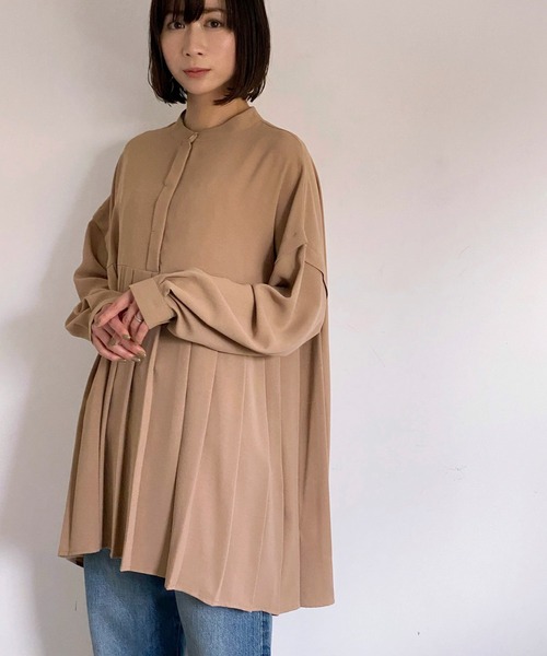 ottilie(オティーリエ)の「プリーツ切替ブラウス(シャツ/ブラウス・レディース・ブラック/ベージュ/オフホワイト・FREE)」の18枚目の写真