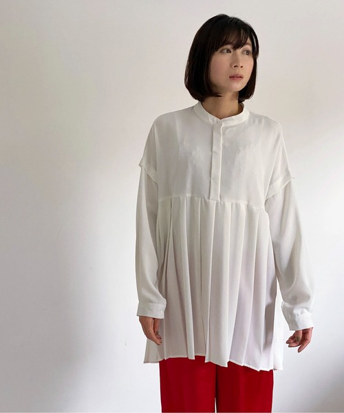 ottilie(オティーリエ)の「プリーツ切替ブラウス(シャツ/ブラウス・レディース・ブラック/ベージュ/オフホワイト・FREE)」の17枚目の写真