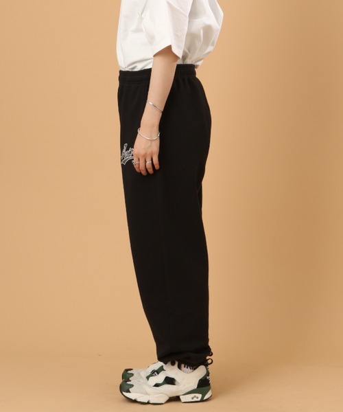 AVIREX（アヴィレックス）の「【直営店限定】ベースボール スウェット パンツ / BASEBALL SWEAT PANTS / アヴィレックス / AVIREX（スウェットパンツ・レディース・ブラック/ライトグレー・MEDIUM/LARGE/X-LARGE）」の12枚目の写真