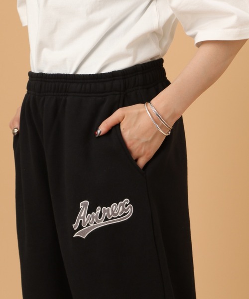 AVIREX（アヴィレックス）の「【直営店限定】ベースボール スウェット パンツ / BASEBALL SWEAT PANTS / アヴィレックス / AVIREX（スウェットパンツ・レディース・ブラック/ライトグレー・MEDIUM/LARGE/X-LARGE）」の4枚目の写真