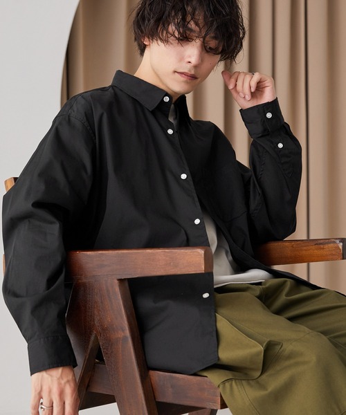 MONO-MART（モノマート）の「リラックスルーズレギュラーカラーブロードシャツ（シャツ/ブラウス・メンズ・ホワイト/チャコール/グレー系1/グレー系2/グレー系3/ブラウン系/ライトベージュ/ネイビー系/ブラック/サックスブルー/チャコールグレー/ブルー系/ライトグレー/オリーブ/ブルー系2・M/L）」の3枚目の写真