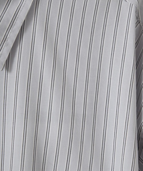 MONO-MART（モノマート）の「リラックスルーズレギュラーカラーブロードシャツ（シャツ/ブラウス・メンズ・ホワイト/チャコール/グレー系1/グレー系2/グレー系3/ブラウン系/ライトベージュ/ネイビー系/ブラック/サックスブルー/チャコールグレー/ブルー系/ライトグレー/オリーブ/ブルー系2・M/L）」の20枚目の写真