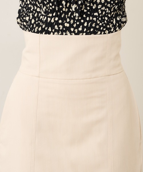 Chico(チコ)の「【新色追加・Web限定】スリットハイウエストタイトロングスカート(スカート・レディース・ブラック/グレー/アイボリー・FREE)」の13枚目の写真