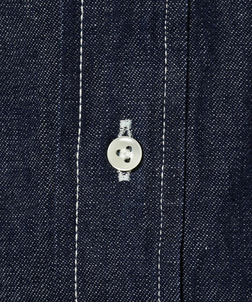 fennica（フェニカ）の「SUGAR CANE / 8.5oz. SELVEDGE DENIM BUTTON DOWN SHIRT デニムボタンダウンシャツ（シャツ/ブラウス・メンズ・ネイビー・LARGE/MEDIUM）」の5枚目の写真