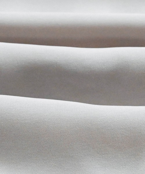 Anytime Songs（エニータイムソングス）の「ビッグシルエット 袖ギャザーシャツ（シャツ/ブラウス・メンズ・グリーン/グレイッシュブルー/グレイッシュベージュ/ホワイト/モカ/ブラック・MEDIUM/LARGE/X-LARGE）」の11枚目の写真