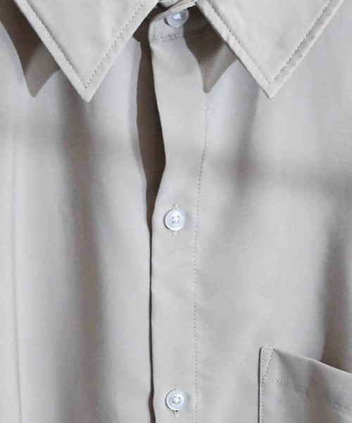 Anytime Songs（エニータイムソングス）の「ビッグシルエット 袖ギャザーシャツ（シャツ/ブラウス・メンズ・グリーン/グレイッシュブルー/グレイッシュベージュ/ホワイト/モカ/ブラック・MEDIUM/LARGE/X-LARGE）」の9枚目の写真