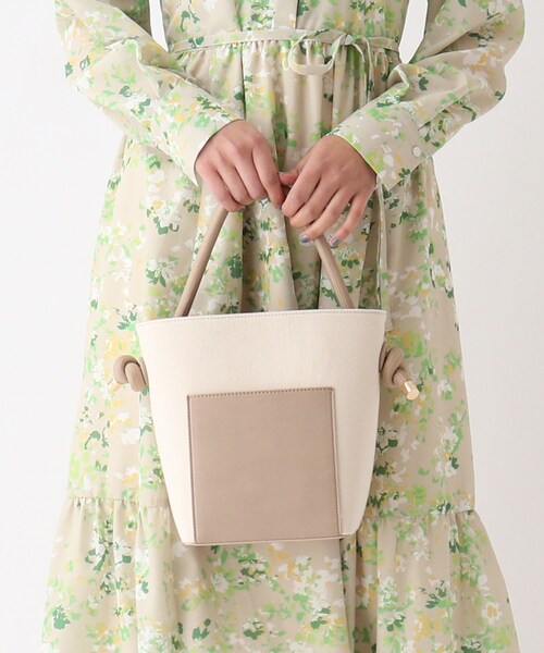 OPAQUE.CLIP（オペークドットクリップ）の「◆キャンバスコンビバケツトート【2WAY】（トートバッグ・レディース・ブラック/ライトベージュ・00）」の6枚目の写真